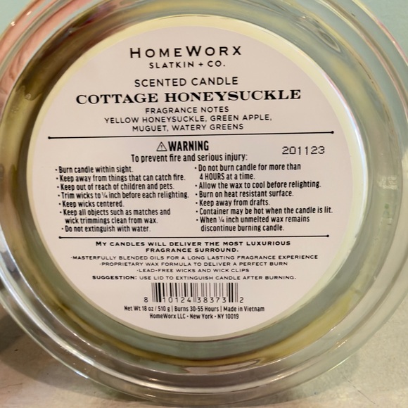 HOMEWORX SLATKIN & Co Scented Candle Cottage Honeysuckle 18oz - Picture 4 of 7